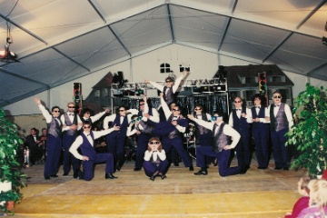 1994 - Modeshow (neue obergin Uniform) am Musikfest in Sissach