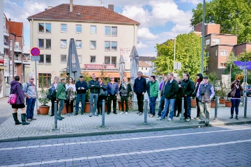 Immer noch Stadtf�hrung...