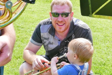 Trompeterthomas und sein Sohn Elean