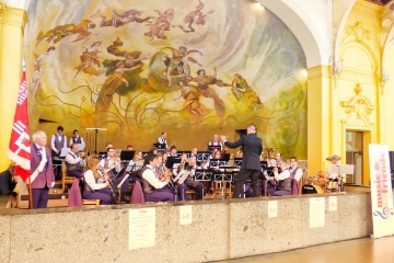 Das Samstagskonzert in den Kolonnaden Marienbad hat begonnen.