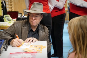 Autogrammstunde beim Detektiv Allegro