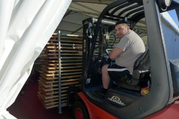 Raffi Rizzelli, seit vielen Jahren fr die Metako auf dem Staplersitz