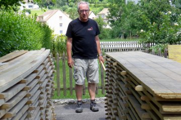 Peter Caspar zwischen Stuhl und Bank