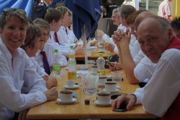 Der MV Reigoldswiil beim z'Morge