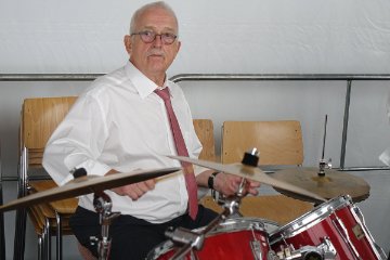 Der Drummer des MV Itingen