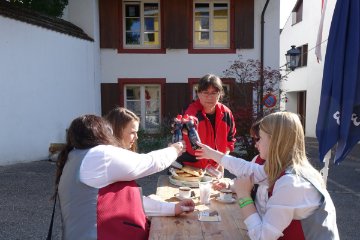Nicht Kaffee & Gipfeli, sondern Cola & Gipfeli
