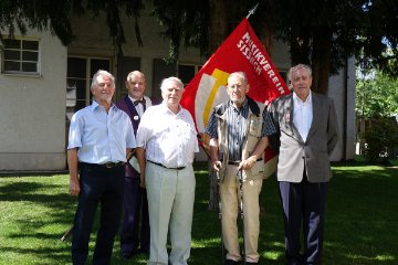 Ehrenmitglieder des MV Sissach: Richard Briggen - Ernst Sutter - Erwin Brgin - Max Horand - Walter Gunzenhauser (v.l.n.r.) : Ueli Oberli