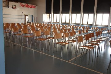 Alle Wettbewerbe sind gespielt. Die Primarturnhalle ist fr den Abraum bereit.