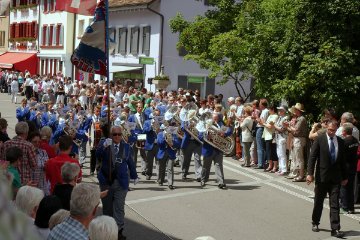 Brass Band Liesberg auf Marsch : David Frer